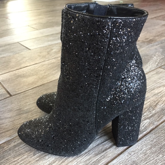 Shoedazzle glitter boots Clearance